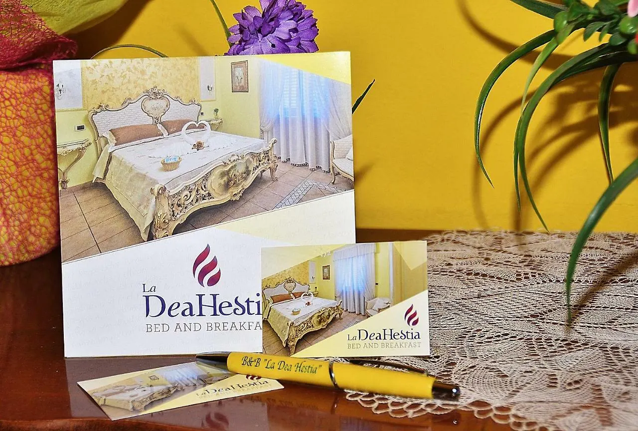 Konukevi La Dea Hestia Otel Bosa