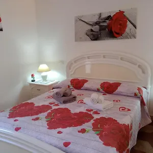 Appartamento Vacanze Le Rose, Bosa